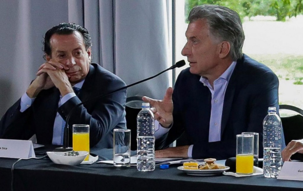 Mientras entran en vigencia los Precios Esenciales, Macri y Sica reciben a los empresarios que adhirieron al programa