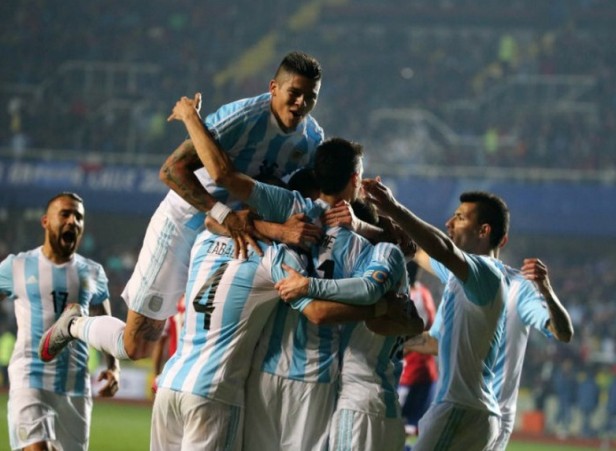 Argentina Demoledora venció a  Paraguay 6 a 1 y se Mete en la Final