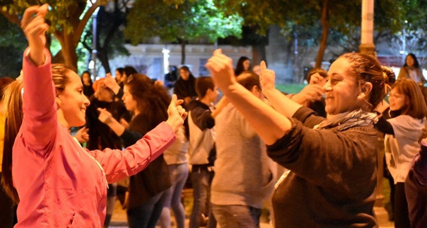 Volvió el ciclo “Aquí Cultura Danza” en la plaza 25 de Mayo