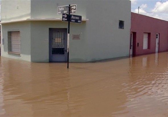 Macri suspenderá sus vacaciones para viajar a las zonas inundadas